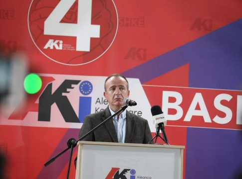 a16